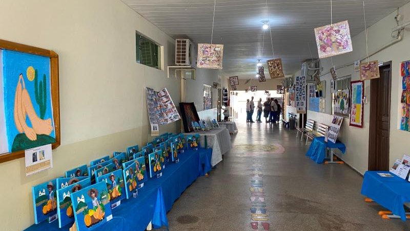Foto 1 da matéria: EMEI Menino Jesus promove primeira mostra de Artes do Projeto Belas Artes, em Rolim de Moura