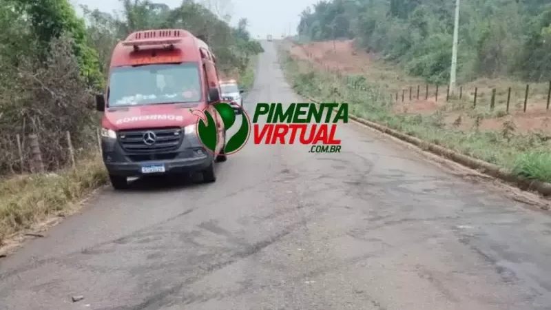 Foto 3 da matéria: Pneu carro estoura e causa acidente na RO-494 em Primavera de Rondônia