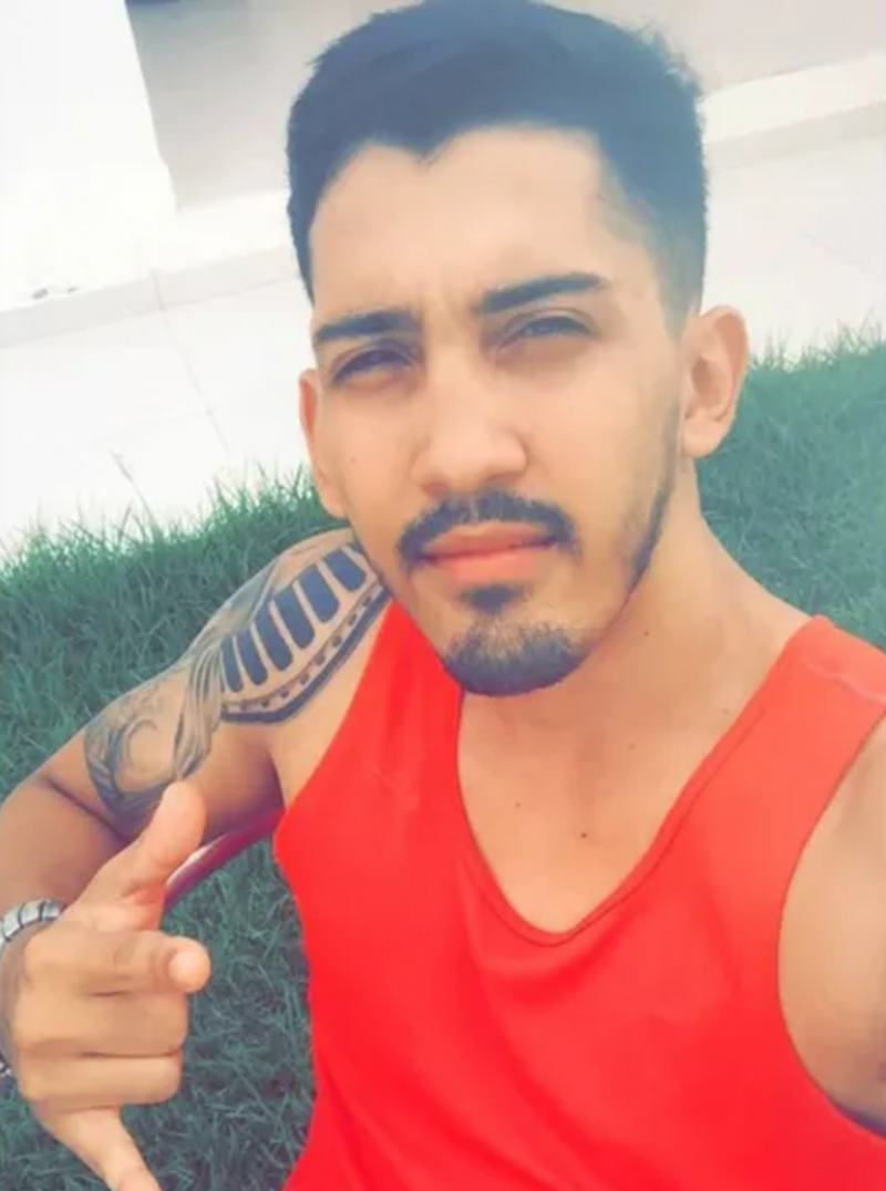 Pedro Henrique de Souza, de 27 anos, foi morto quando estava no carro em Ariquemes — Foto: Facebook/Reprodução