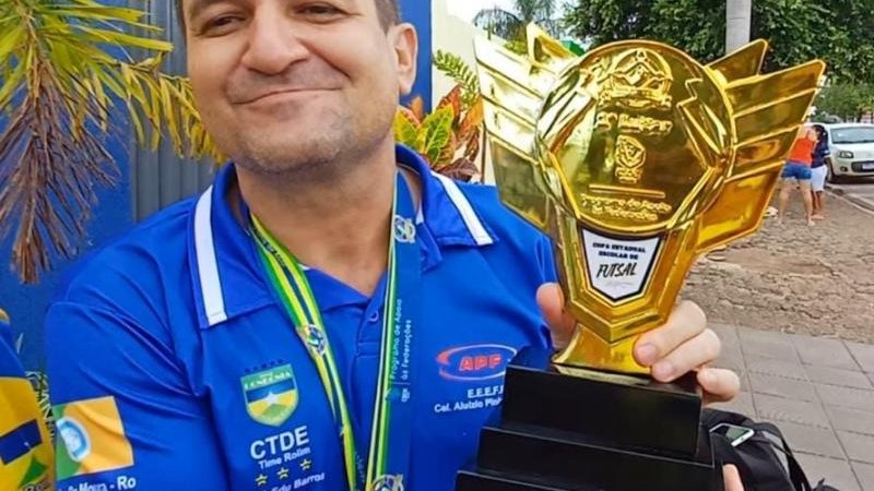 Foto 3 da matéria: Futsal do CTDE da Escola Aluízio Pinheiro de Rolim de Moura é bicampeão estadual da FEERO