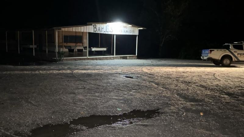 Foto 1 da matéria: Homem morre após ser atropelado por moto na RO-383, em Santa Luzia do Oeste