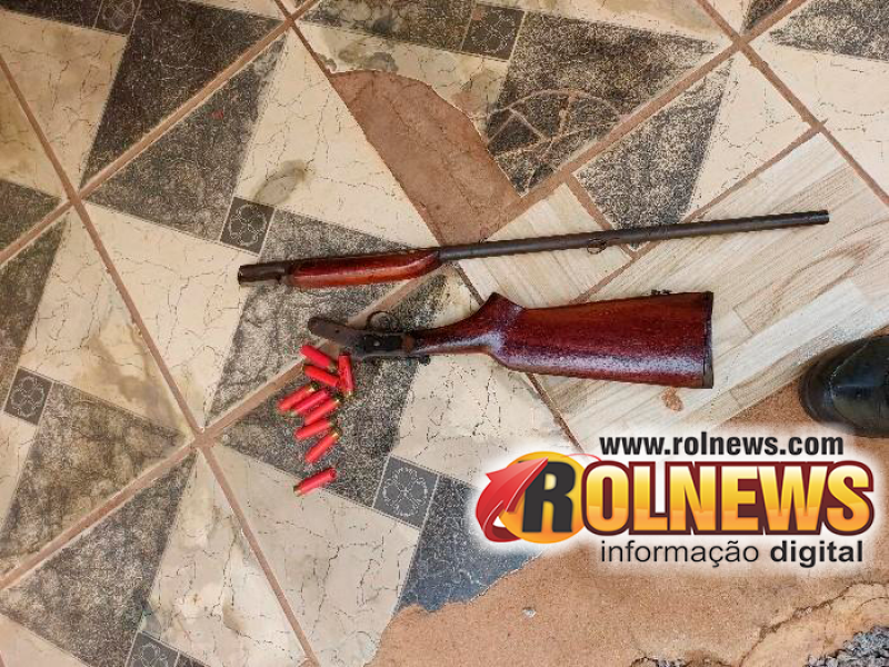 Mulher é presa portando espingarda em uma Pousada, em Rolim de Moura