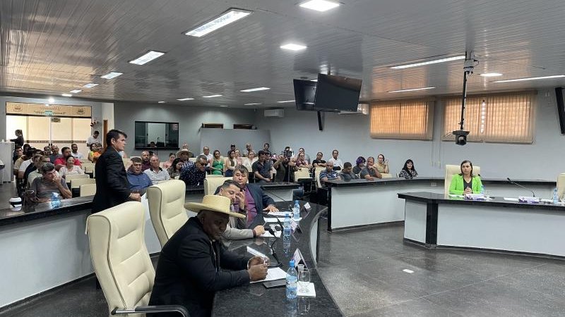 Foto 5 da matéria: AAMIROM que organiza leilão Direito de Viver recebe moção de aplausos em Rolim de Moura