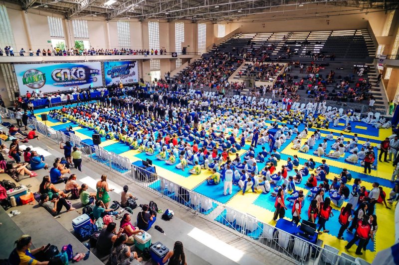 Atletas de Rolim de Moura se destacam no Campeonato Brasileiro de Karatê em Natal/RN