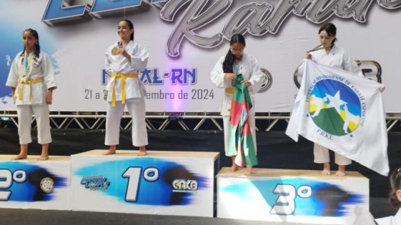Foto 1 da matéria: Atletas de Rolim de Moura se destacam no Campeonato Brasileiro de Karatê em Natal/RN