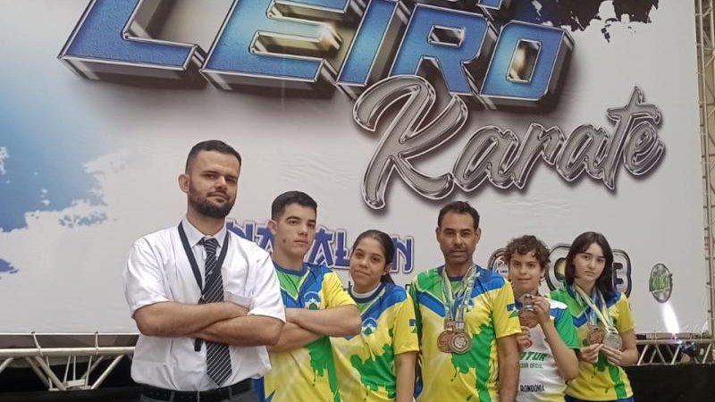 Foto 9 da matéria: Atletas de Rolim de Moura se destacam no Campeonato Brasileiro de Karatê em Natal/RN