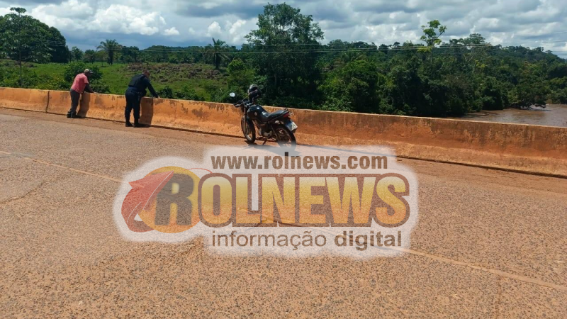 Foto 4 da matéria: Bombeiros intensificam buscas em antigo balneário na tentativa de encontrar Wellinton, em Alta Floresta do Oeste
