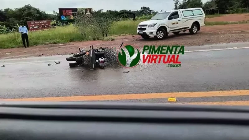 Foto 3 da matéria: Colisão frontal na BR-364 em Pimenta Bueno resulta na morte de jovem de 18 anos