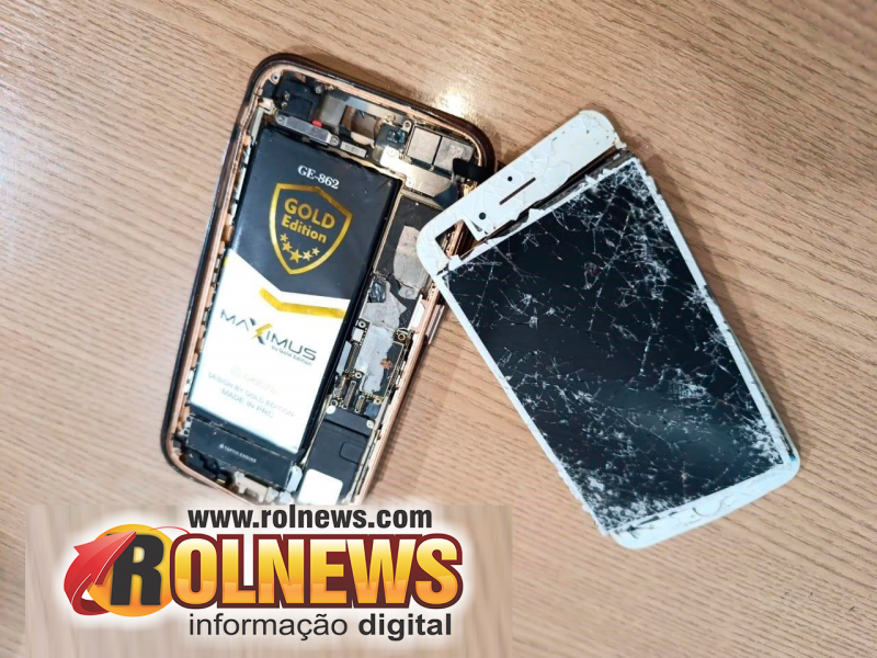 Aparelho celular destruido