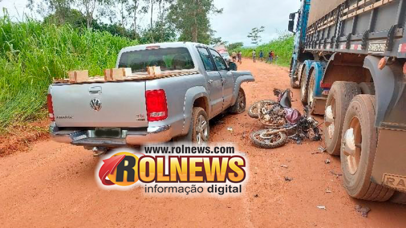 Foto 5 da matéria: Grave acidente de trânsito na linha P12 em Parecis, deixa condutor de motocicleta ferido