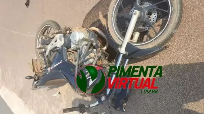 Foto 1 da matéria: Motorista de caminhão foge após acidente fatal que vitimou motociclista de 25 anos em Cacoal