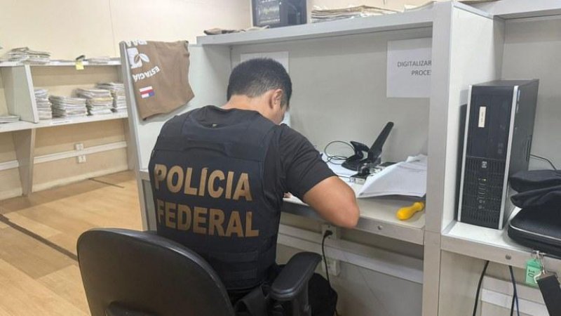 Foto 3 da matéria: PF descapitaliza cerca de R$ 1 bilhão de organização criminosa