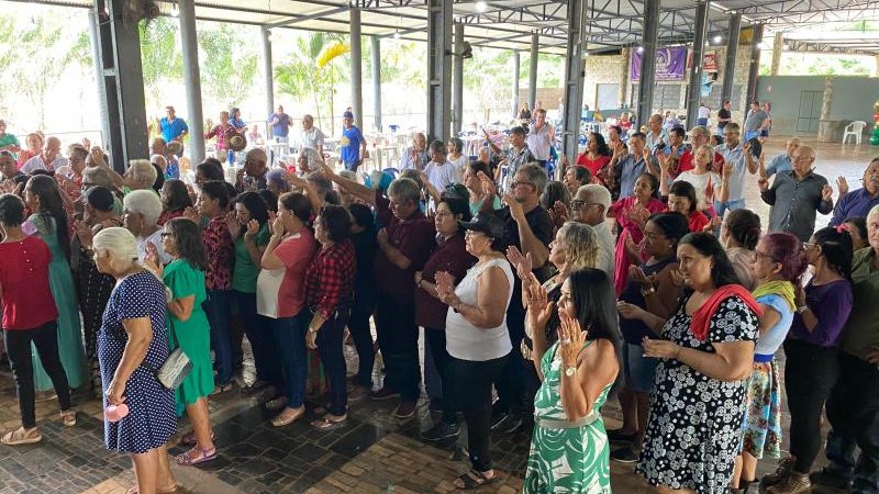 Foto 2 da matéria: Prefeitura de Rolim de Moura encerra atividades do Centro de Convivência do Idoso em 2024 com grande confraternização