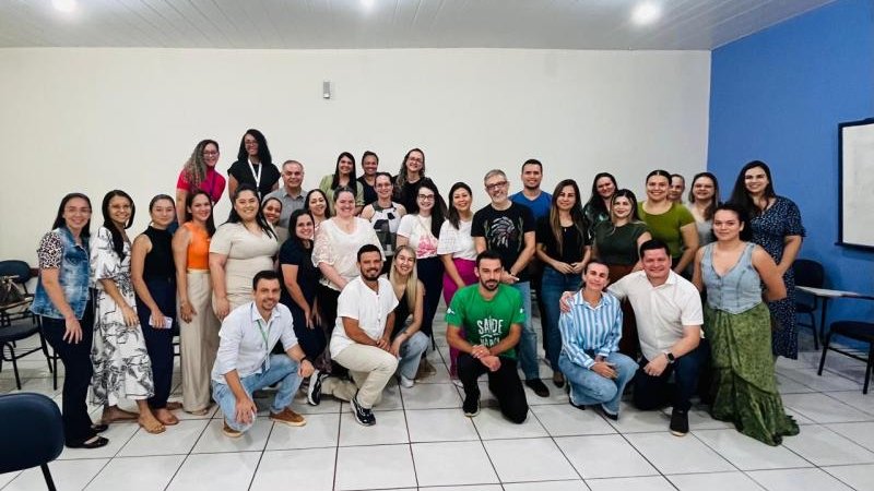 Foto 1 da matéria: Profissionais de saúde participam de Roda de Conversa em Rolim de Moura