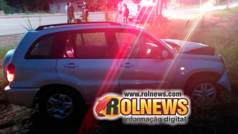 Foto 4 da matéria: Santa Luzia D'Oeste - Colisão entre dois carros é registrado na RO-383
