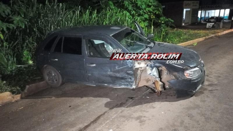 Foto 2 da matéria: Acidente em Rolim de Moura deixa três feridos leves no bairro Cidade Alta