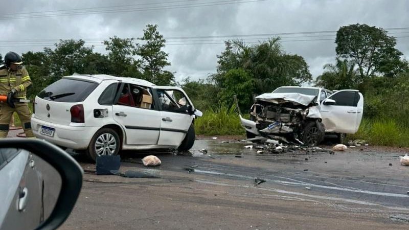 Foto 5 da matéria: Filho, pai e mãe são as vítimas que morreram em acidente na RO-010 entre Rolim de Moura e Nova Estrela