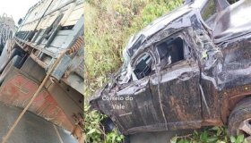 Acidente envolvendo caminhão e caminhonete deixa vítima presa às ferragens...