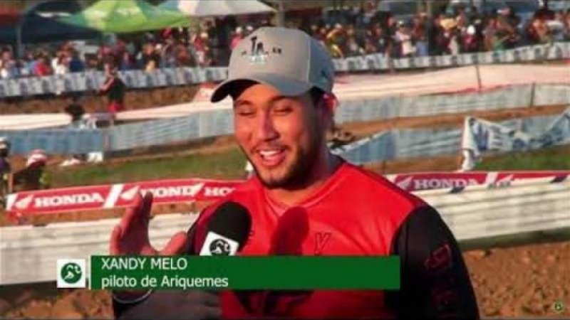 Foto 2 da matéria: Piloto de Motocross Xandy Mello é executado por advogado a tiros em posto de combustíveis em Ariquemes