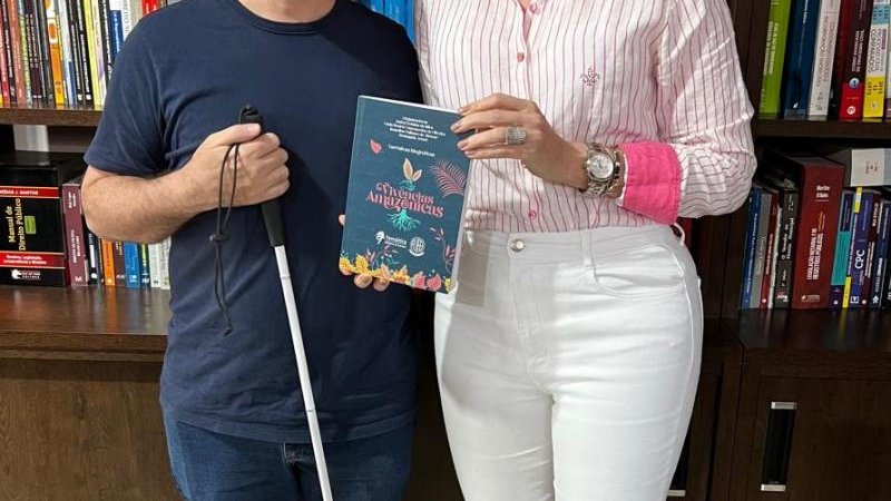 Foto 2 da matéria: Primeiro Encontro de Escritores reúne autores em Rolim de Moura