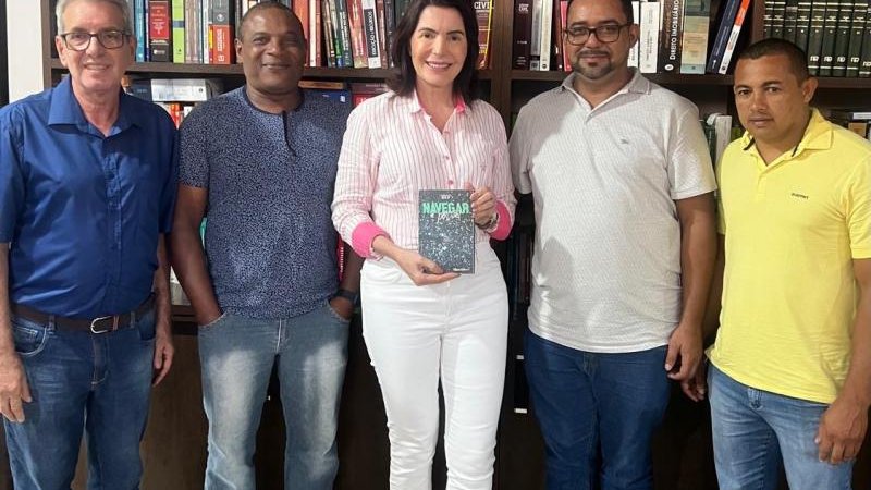 Foto 5 da matéria: Primeiro Encontro de Escritores reúne autores em Rolim de Moura