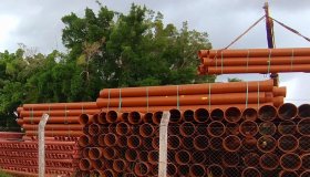 Rolim de Moura recebe tubulações para nova etapa das obras de esgotamento...
