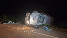 Batida entre Hilux e pá-carregadeira mata avó e neta de 6 anos na MT-040, em...