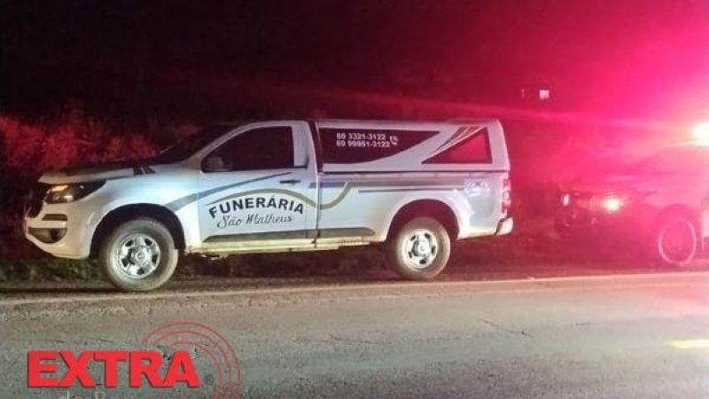 Foto 2 da matéria: Colisão entre carro e carreta na BR-364 deixa uma vítima fatal em Vilhena