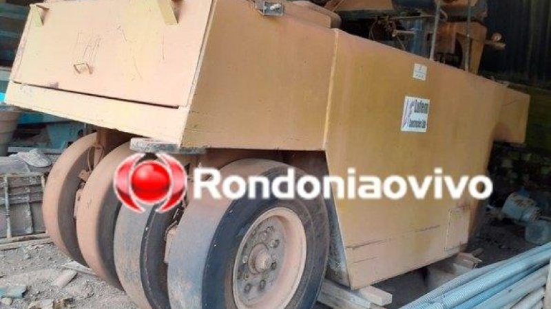 Foto 1 da matéria: Diversos tratores e equipamentos são furtados de empresa; Casal é suspeito