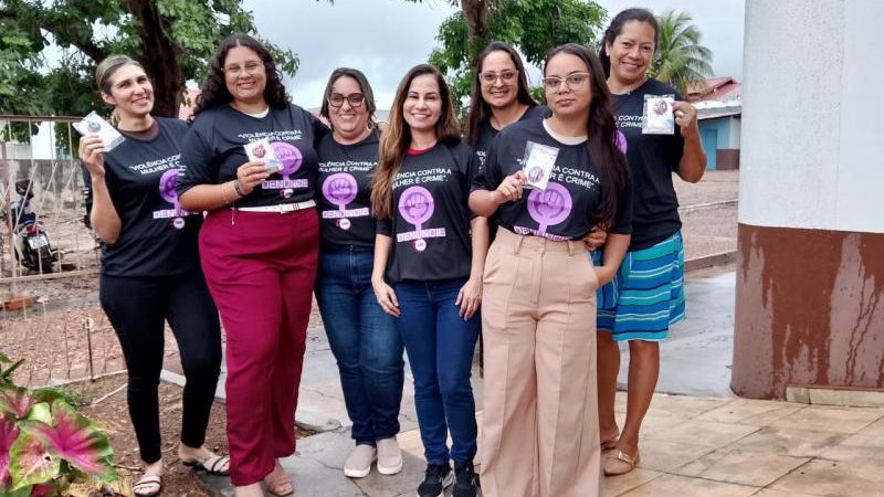 Foto 6 da matéria: Janete Lins leva mensagem contra a violência à mulher pelos órgãos públicos de Rolim de Moura