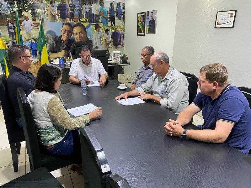 A construção da ponte integra um conjunto de ações da prefeitura voltadas à melhoria da infraestrutura viária do município.