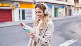 Como Aprender Inglês com Músicas Brasileiras: 5 Dicas para Deixar os Estudos...