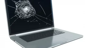 Como consertar uma tela quebrada do notebook