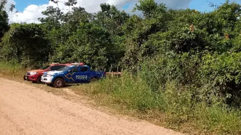 Foto 2 da matéria: Corpo encontrado em rio com pés e mãos amarrados está na funerária aguardando reconhecimento, em Rolim de Moura