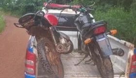 Dois menores de idade foram apreendidos e duas motos furtadas foram recuperadas...