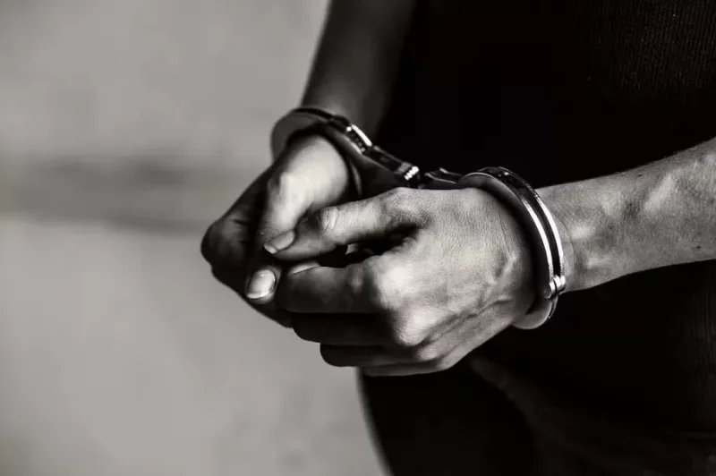 Polícia Civil prende avô suspeito de abusar sexualmente da neta de cinco anos