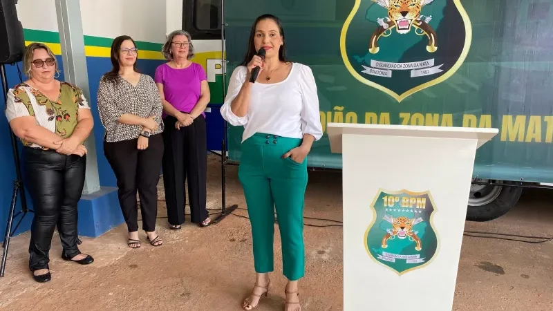 Foto 5 da matéria: Prefeitura de Rolim de Moura entrega sala de videomonitoramento do Projeto Cidades Inteligentes com presença do senador Confúcio Moura