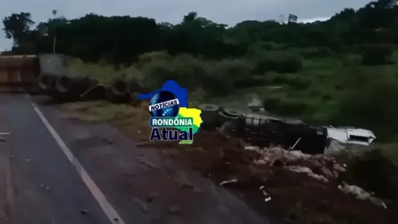 Foto 1 da matéria: Acidente Gravíssimo é Registrado na BR-364 Próximo a Presidente Médici na Madrugada desta Quinta-feira (29)