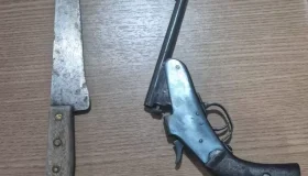 Adolescentes pedem ajuda no quartel da PM após padrasto ameaçar mãe com faca...