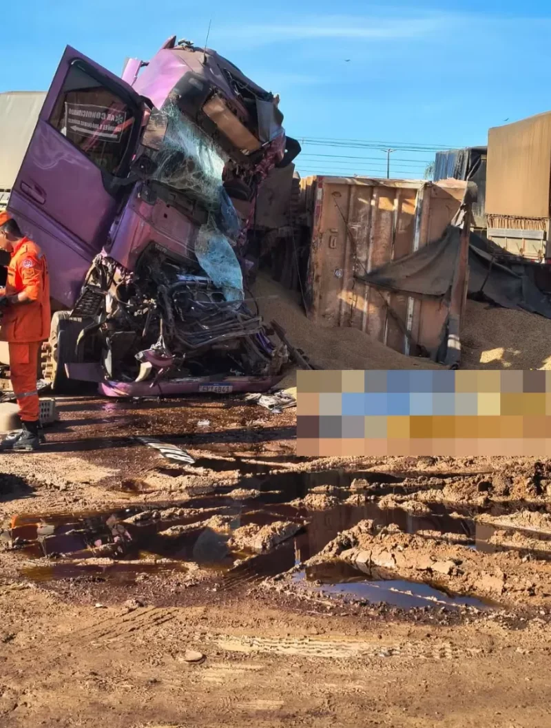 Colisão entre carretas deixa uma pessoa morta na BR-364 em Rondônia