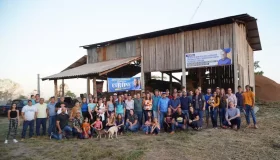 Energia solar e novos equipamentos para associações rurais