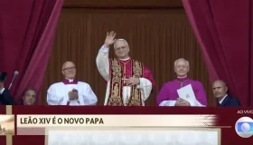 Robert Francis Prevost é eleito papa e se chamará Leão XIV