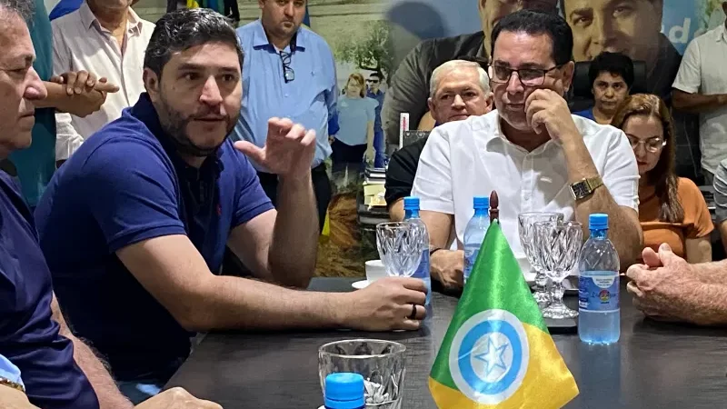 Foto 2 da matéria: Em reunião com deputado Maurício Carvalho, prefeito Aldo Júlio busca recursos para saúde e fortalecimento das ações voltadas ao autismo