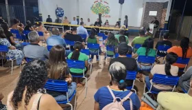 Estado e Prefeitura de Rolim de Moura entregam 39 títulos de regularização...
