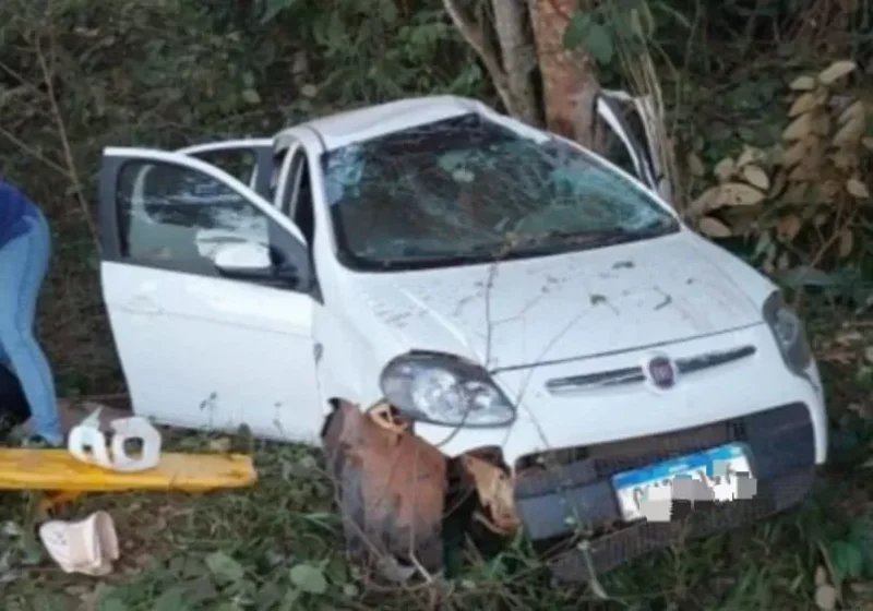 Grave acidente na RO-377 deixa uma pessoa morta e quatro feridas em São Francisco do Guaporé