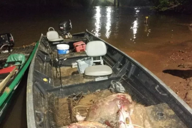 Homem é preso por caça ilegal de capivara e porte de arma na zona rural de Pimenta Bueno