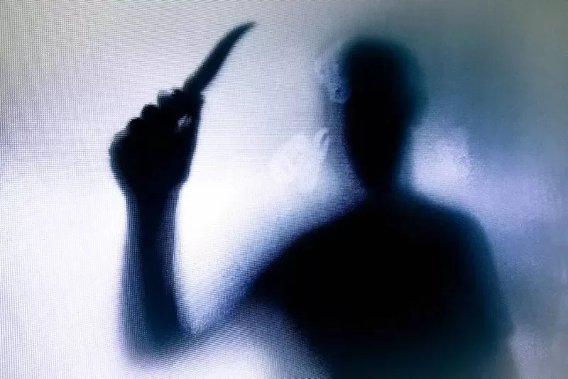 Homem mata amante a facadas por ela não aceitar abortar, em MT