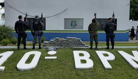 Operação em Rondônia apreende quase 50 kg de skunk e prende suspeitos entre...