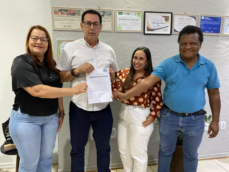 Prefeito Aldo Júlio assina termo de adesão ao Selo UNICEF 2025-2028 e reforça compromisso de Rolim de Moura com os direitos de crianças e adolescentes