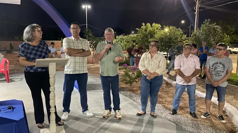 Foto 7 da matéria: Prefeito Aldo Júlio inaugura Ilha Digital em Nova Estrela e reforça compromisso com a inclusão tecnológica